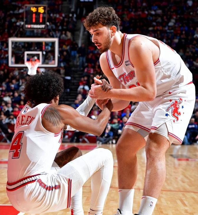 leyu乐鱼体育-火箭惨败湖人，吞下四连败