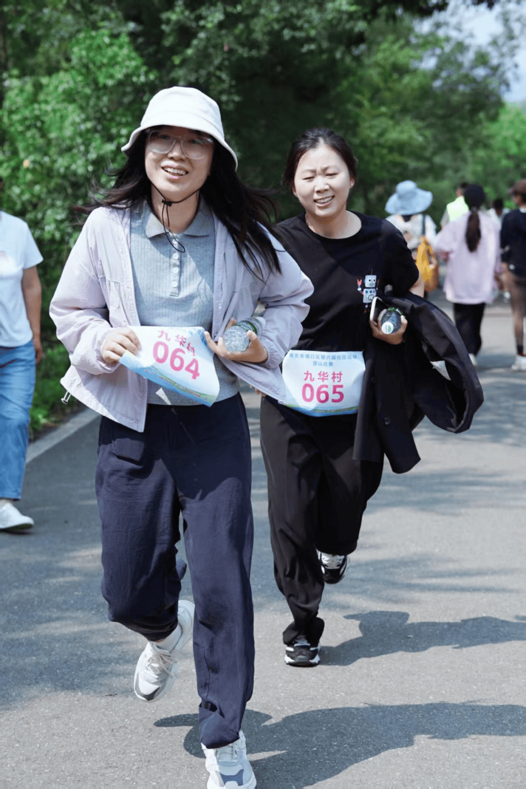 挖掘潜力，青年选手勇攀高峰展示实力