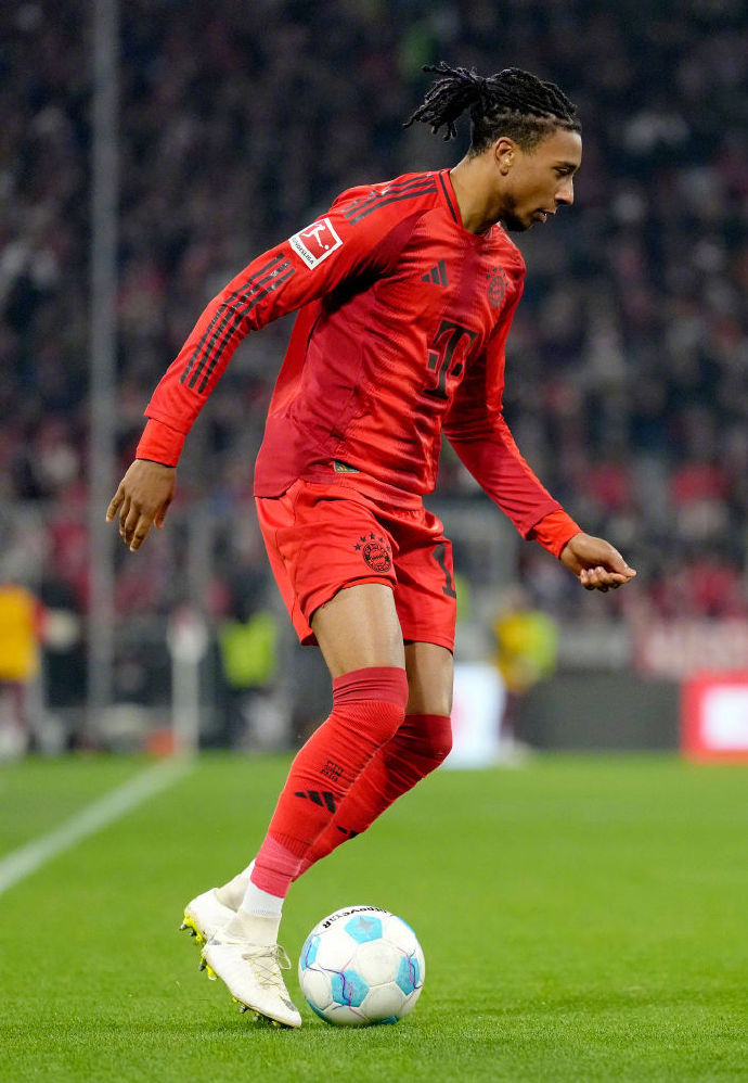 Leyu-球员表现出色，荣膺本赛季最佳球员