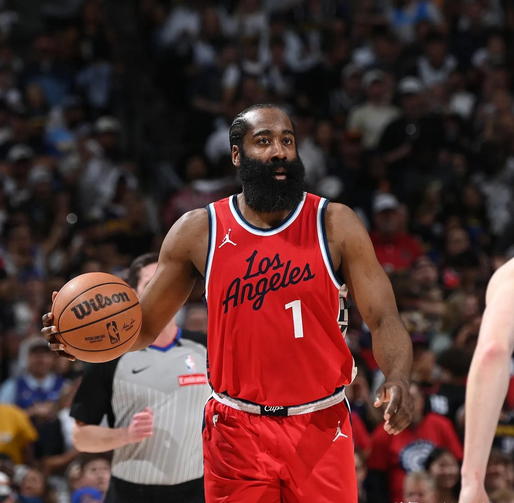 掘金完胜法国男篮，哈登爆发神勇