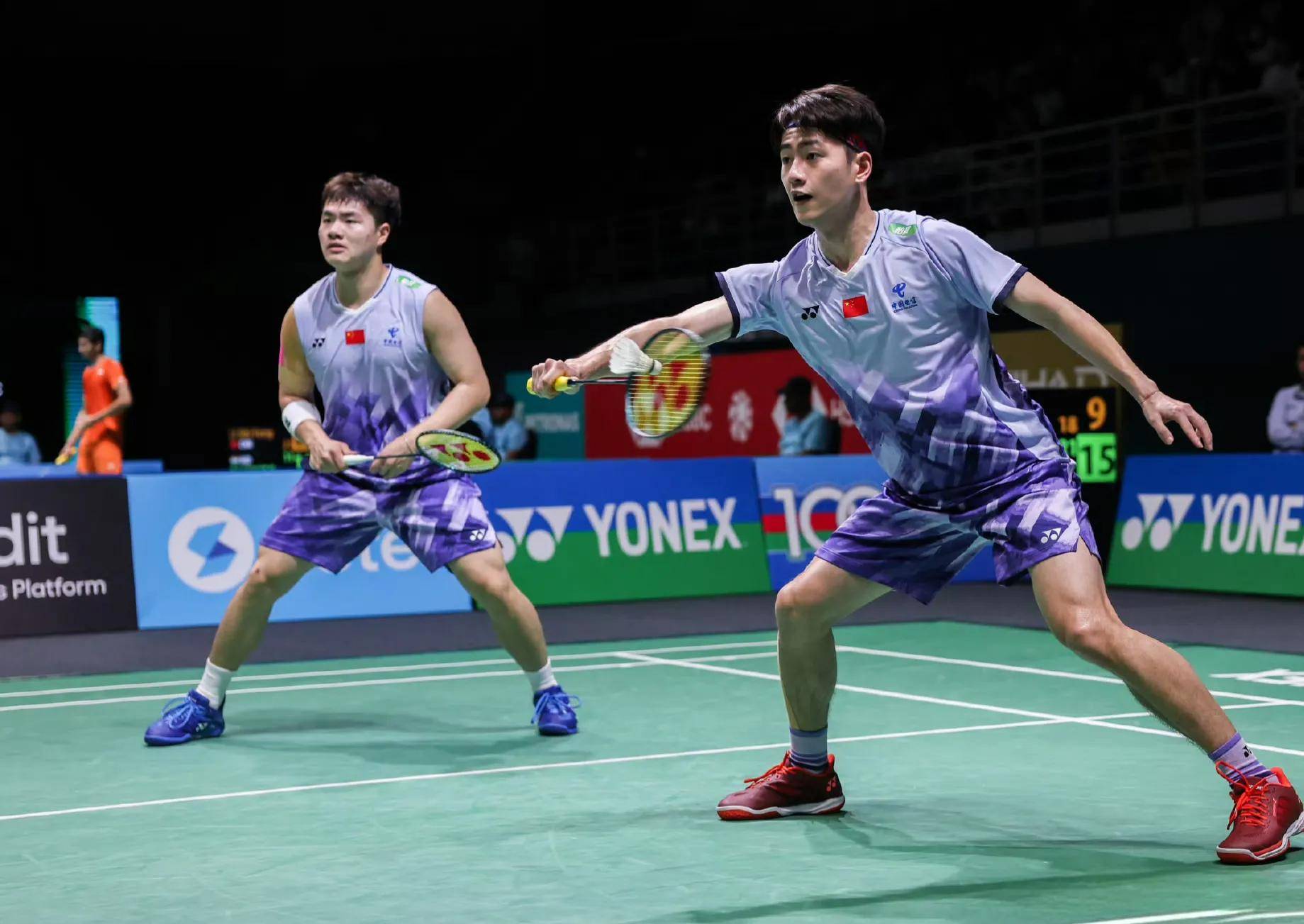 日本羽毛球队完胜印度羽毛球队，辛杜绝境逆转