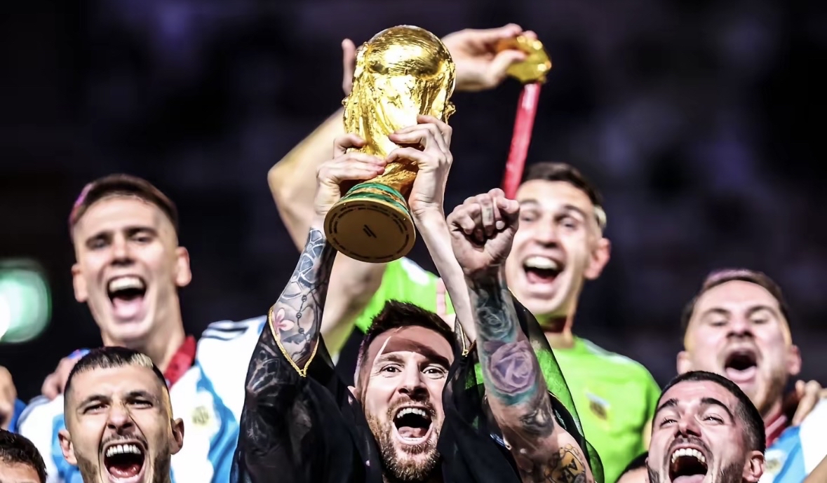 乐鱼体育官网网页版-外籍球员在比赛中展现出色发挥，为球队赢得宝贵胜利