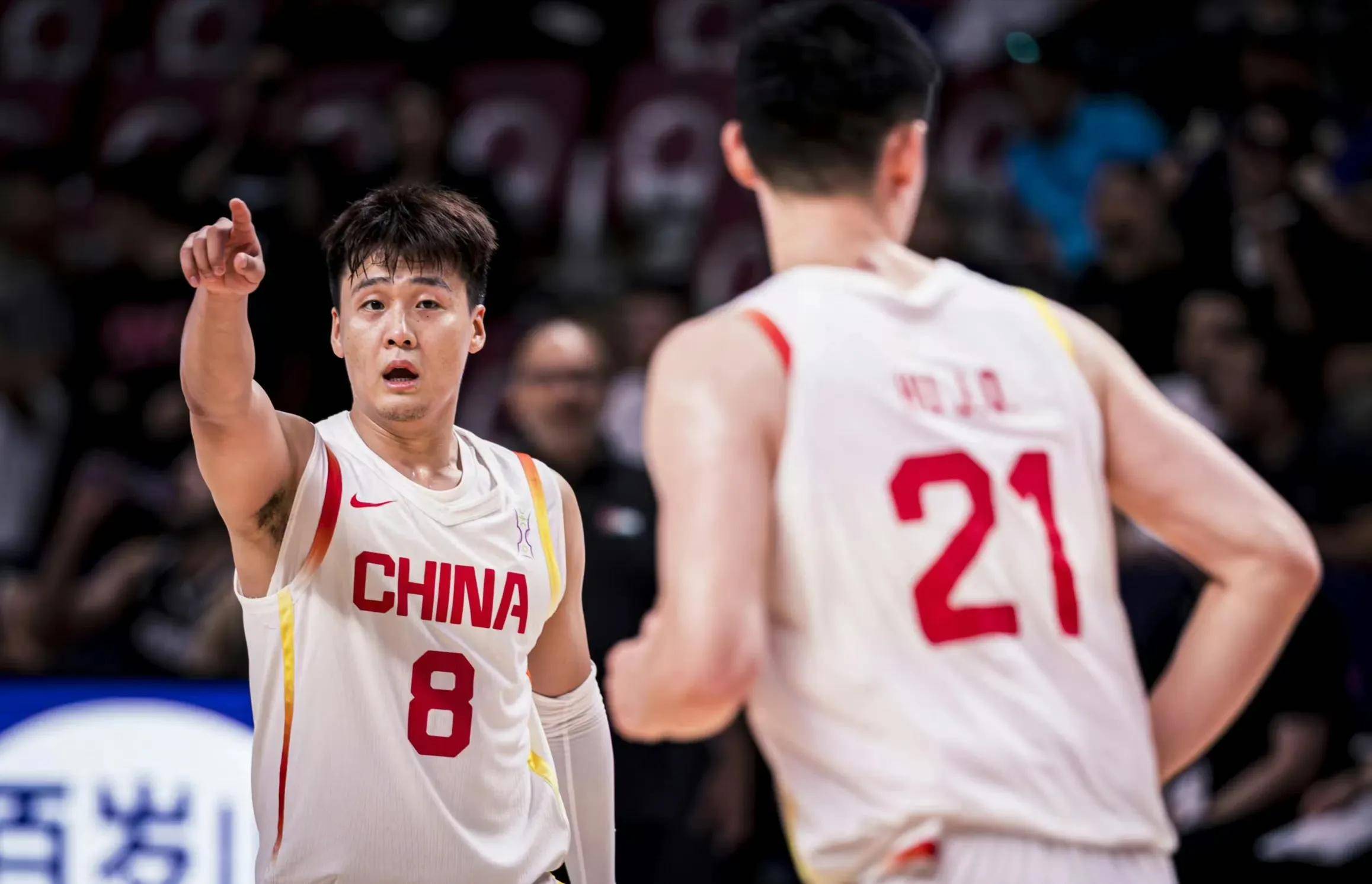 包含青海男篮备战关键比赛，实力不容小觑的词条